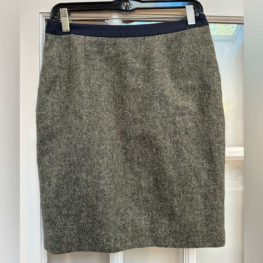Boden British Tweed 100% Wool Gray Herringbone Pencil Skirt Size 6P Petite